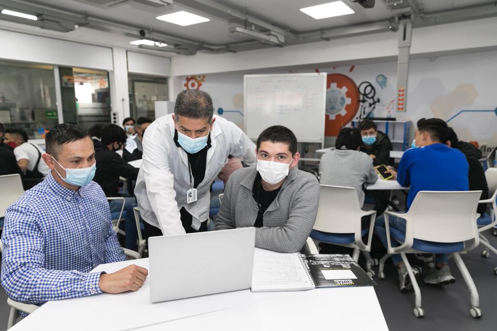 ¡Aproveche! Nuevas ofertas para estudiar programas de forma virtual con el Sena 1 ¡Aproveche! Nuevas ofertas para estudiar programas de forma virtual con el Sena El Servicio Nacional de Aprendizaje (Sena) inició una nueva convocatoria de formación titulada de manera virtual, la primera de este año 2022, a la que los interesados podrán inscribirse a partir de este lunes 21 de febrero y hasta el 27 del mismo mes.