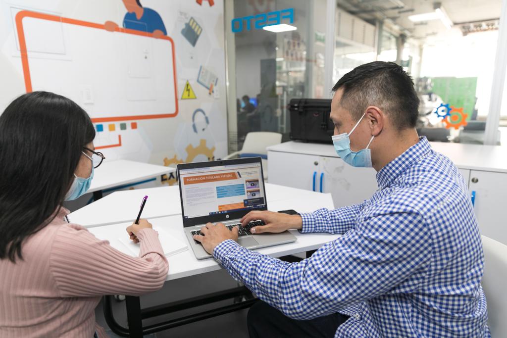 ¡Aproveche! Nuevas ofertas para estudiar programas de forma virtual con el Sena El Servicio Nacional de Aprendizaje (Sena) inició una nueva convocatoria de formación titulada de manera virtual, la primera de este año 2022, a la que los interesados podrán inscribirse a partir de este lunes 21 de febrero y hasta el 27 del mismo mes.