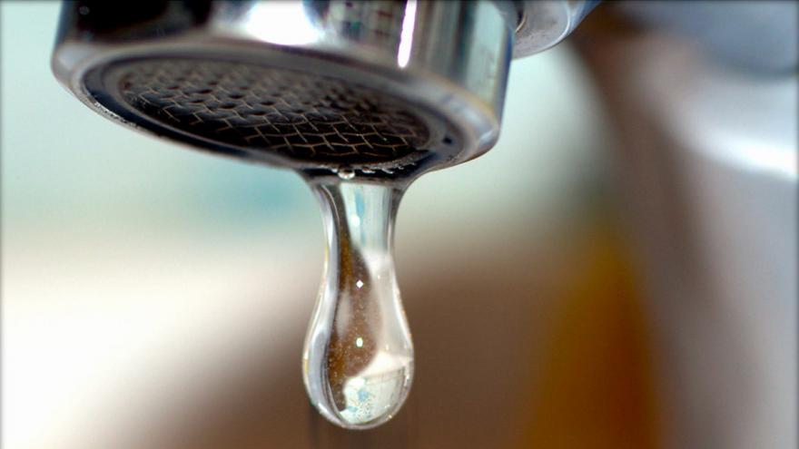 Cortes de agua para este miércoles 23 de febrero Para garantizar el suministro de agua a todos los usuarios, la Empresa de Acueducto y Alcantarillado de Bogotá (EAAB) realizará este miércoles 23 de febrero de 2022 cortes de agua por obras de reparación en las redes de distribución de algunos sectores de la ciudad.