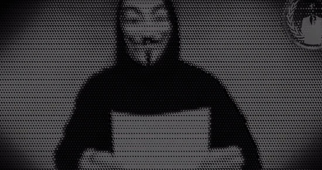 Anonymous le declara la ‘ciberguerra’ a Rusia y a Putin por Ucrania 1 Anonymous le declara la ‘ciberguerra’ a Rusia y a Putin por Ucrania "El grupo Anonymous está en estado de ciberguerra contra el Gobierno ruso", afirmaron los hackers en su cuenta de Twitter, en un mensaje que acompañaron de un vídeo y la etiqueta #Ukraine.