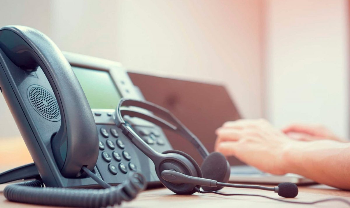 Contact center busca a 3.000 jóvenes pilos Trabajo sí hay, y si usted está necesitando una buena entrada de dinero, entonces péguele una revisada a la nueva convocatoria que abrió Konecta, la compañía de atención al cliente con presencia en varias regiones del país.