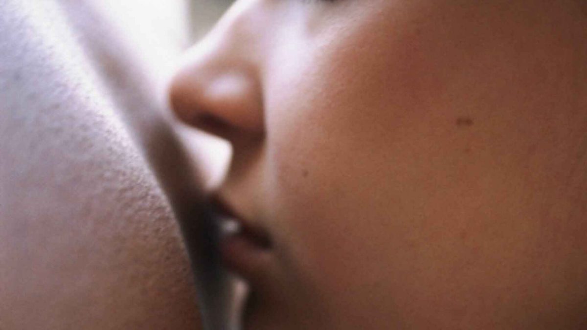 Lo que le puede provocar alergia en el sexo Durante las relaciones sexuales pueden suceder situaciones inesperadas, sin embargo, lo peor que podría ocurrir en la intimidad o luego de esta, es presentar síntomas de alergia. Para algunos esto es un mito, pero para sorpresa de mucho es real.