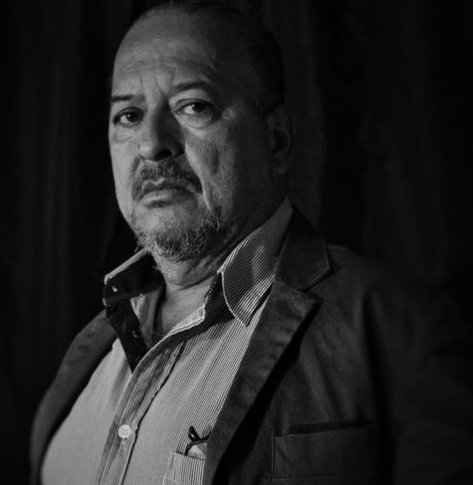 Falleció el actor Fabio Restrepo, víctima del COVID-19 El reconocido actor&nbsp;colombiano&nbsp;de cine y televisión, Fabio Restrepo de 62 años, falleció este domingo 13 de febrero en las horas de la mañana, tras complicaciones de COVID-19&nbsp;en el hospital San Vicente, en Medellín, donde se encontraba internado, luchando por su vida, pero tristemente perdió la batalla.