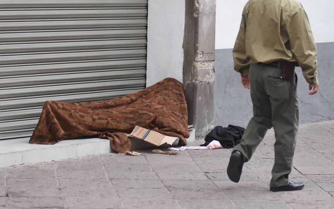 ¡Pilas! Otra modalidad de robo en Bogotá Las autoridades pudieron establecer el uso de una modalidad de robo en Bogotá, donde los pillos, se están disfrazando de habitantes de calle para hurtar en establecimientos comerciales.