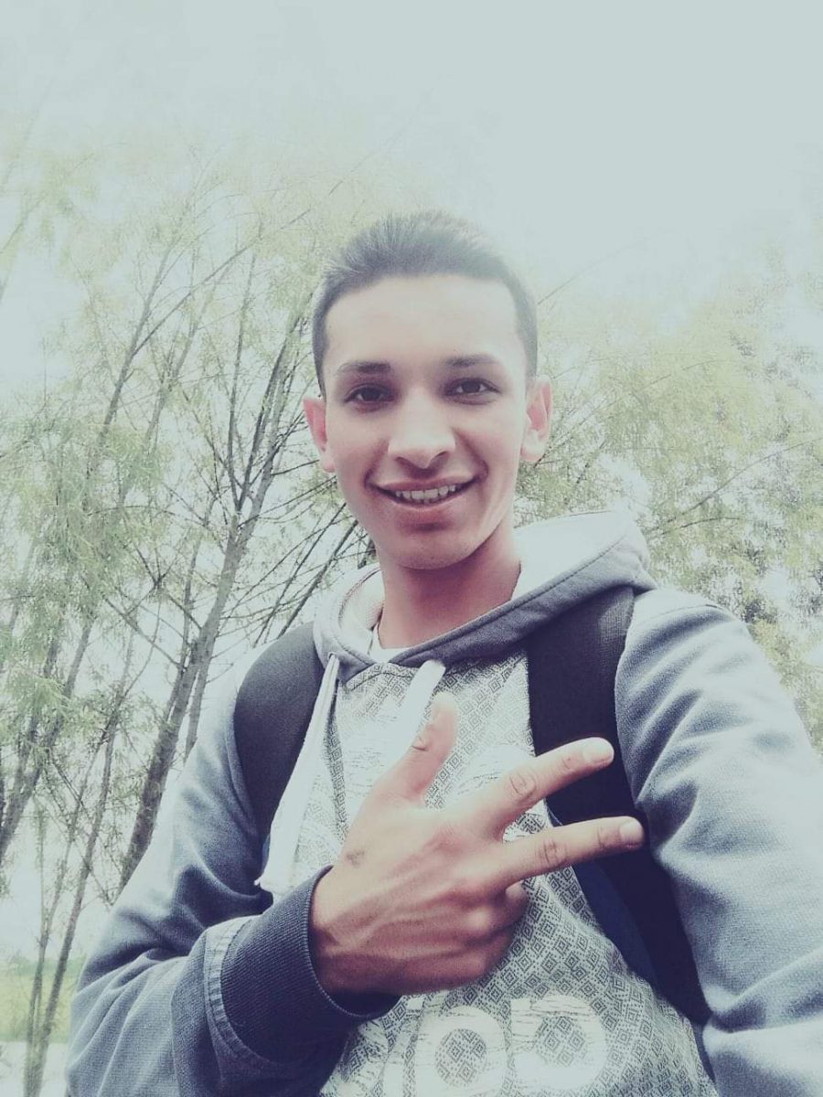 Patrulla de policía atropelló a Juan Diego Juan Diego Vargas Bedoya (de 22 años), quien era residente del barrio Santander, en el municipio de El Rosal (Cundinamarca), se dirigía a su trabajo en bicicleta, una embotelladora que está ubicada pasando el peaje de Siberia, cuando fue atropellado.