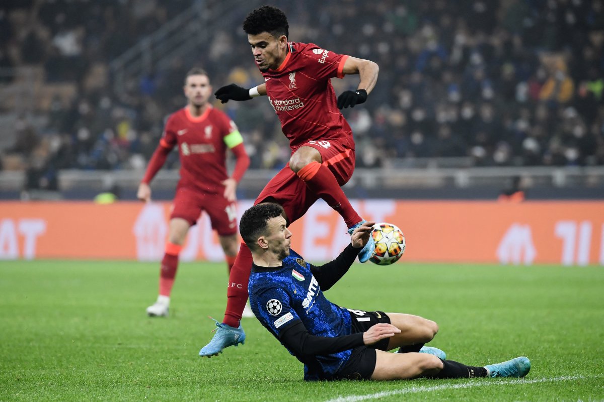 'Lucho' Díaz entró y Liverpool le ganó al Inter 8 'Lucho' Díaz entró y Liverpool le ganó al Inter Con el colombiano Luis Fernando Díaz en el segundo tiempo, el Liverpool pegó primero y derrotó 0-2, en condición de visitante, al Inter de Milán, en el partido de ida de los octavos de final de la Liga de Campeones de Europa, jugado este miércoles.