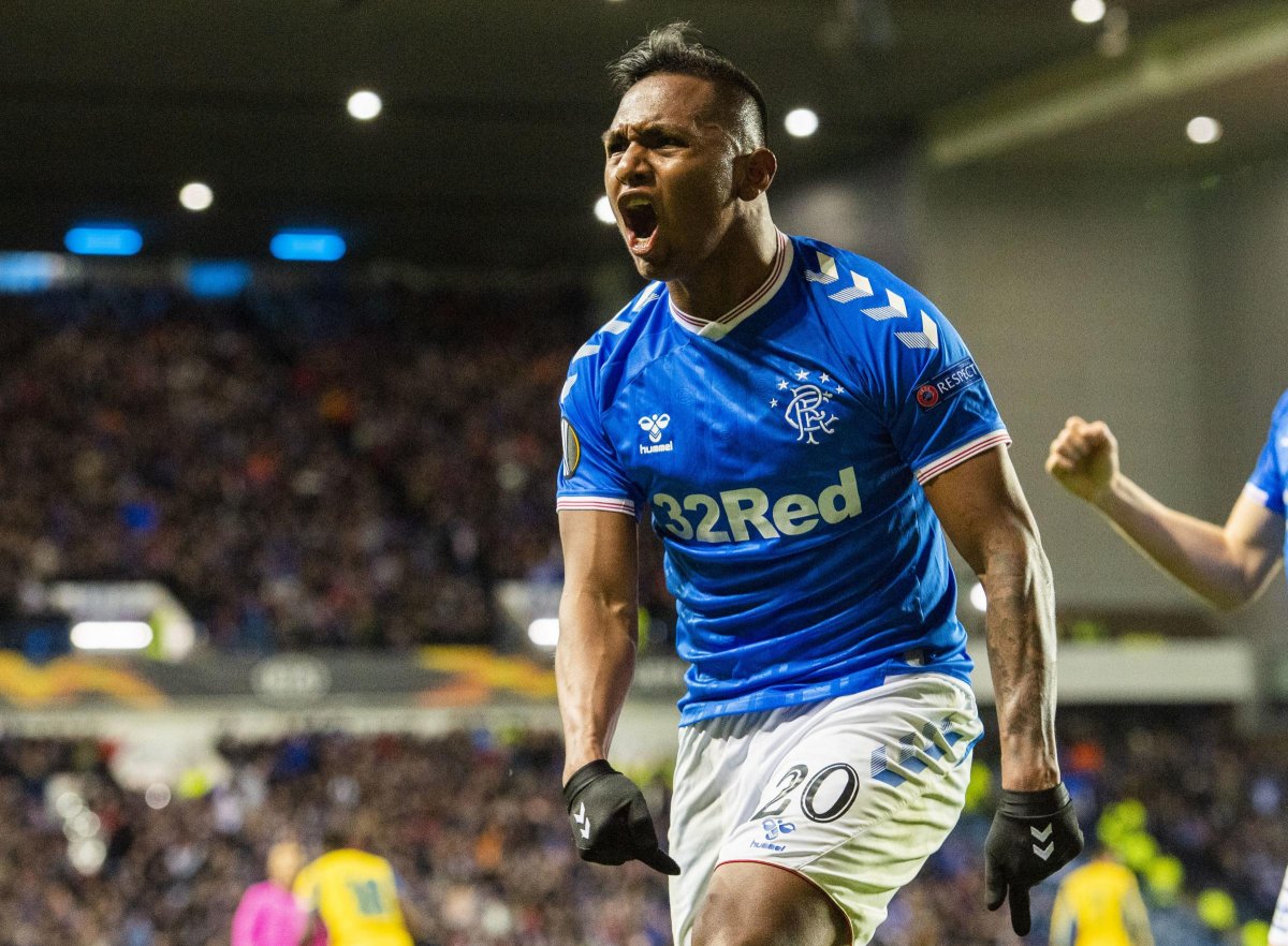 ¡Final con sabor a café! Borré y Morelos se enfrentarán en la final de la Europa League Los colombianos continúan imparables en el futbol Internacional. Luego de llevarse a cabo las ultimas dos llaves de la Uefa Europa League, el Frankfurt de Rafael Santos Borré y el Rangers de Alfredo Morelos, se enfrentarán durante 90 minutos para consagrar al próximo campeón de Europa.