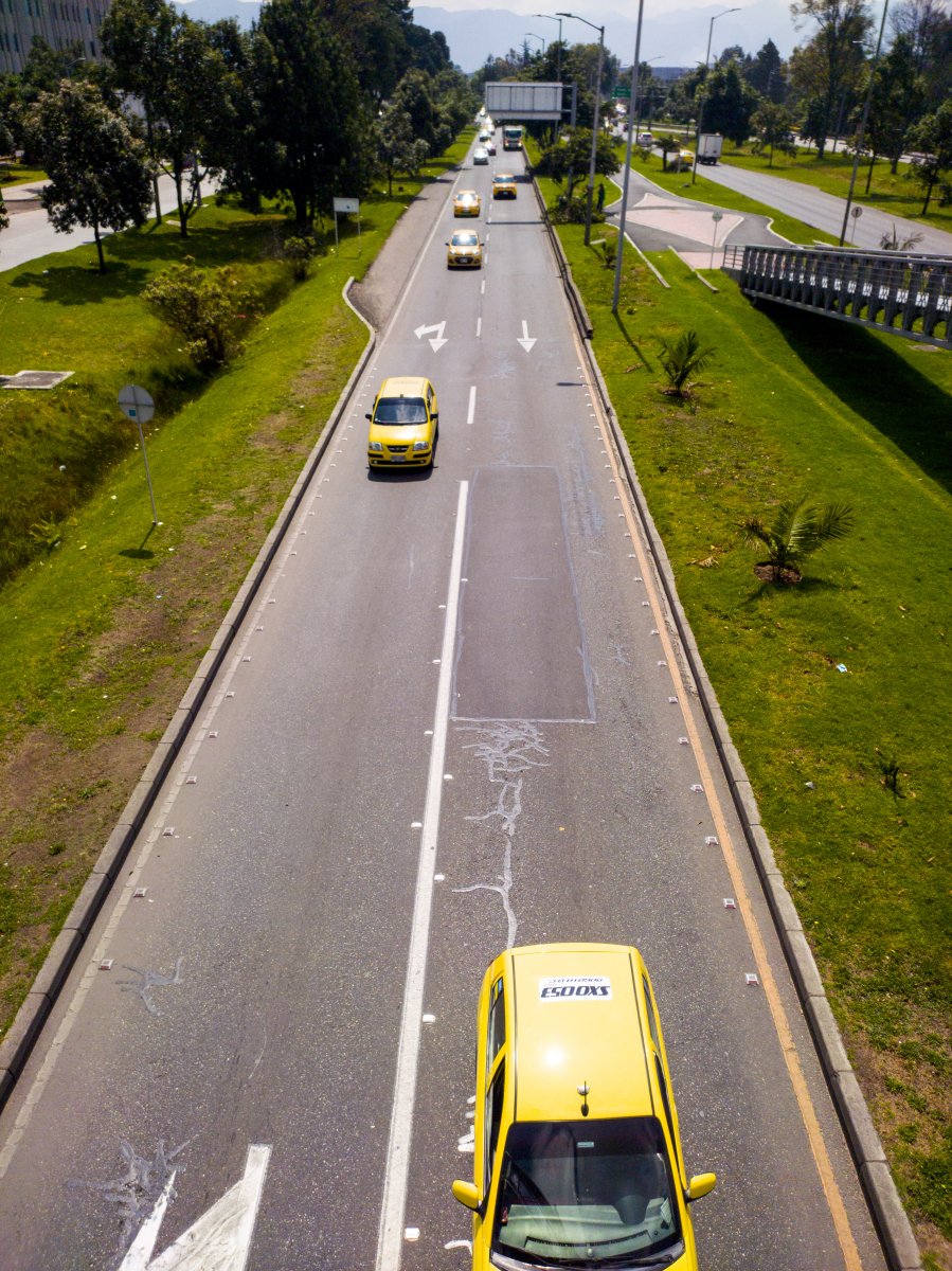 Vea el pico y placa para este miércoles 1 Vea el pico y placa para este miércoles Tras el cambio en el pico y placa, los horarios y restricciones para todos los automóviles particulares de Bogotá, Q’HUBO le cuenta cuándo puede sacar su vehículo y a qué hora hacerlo.