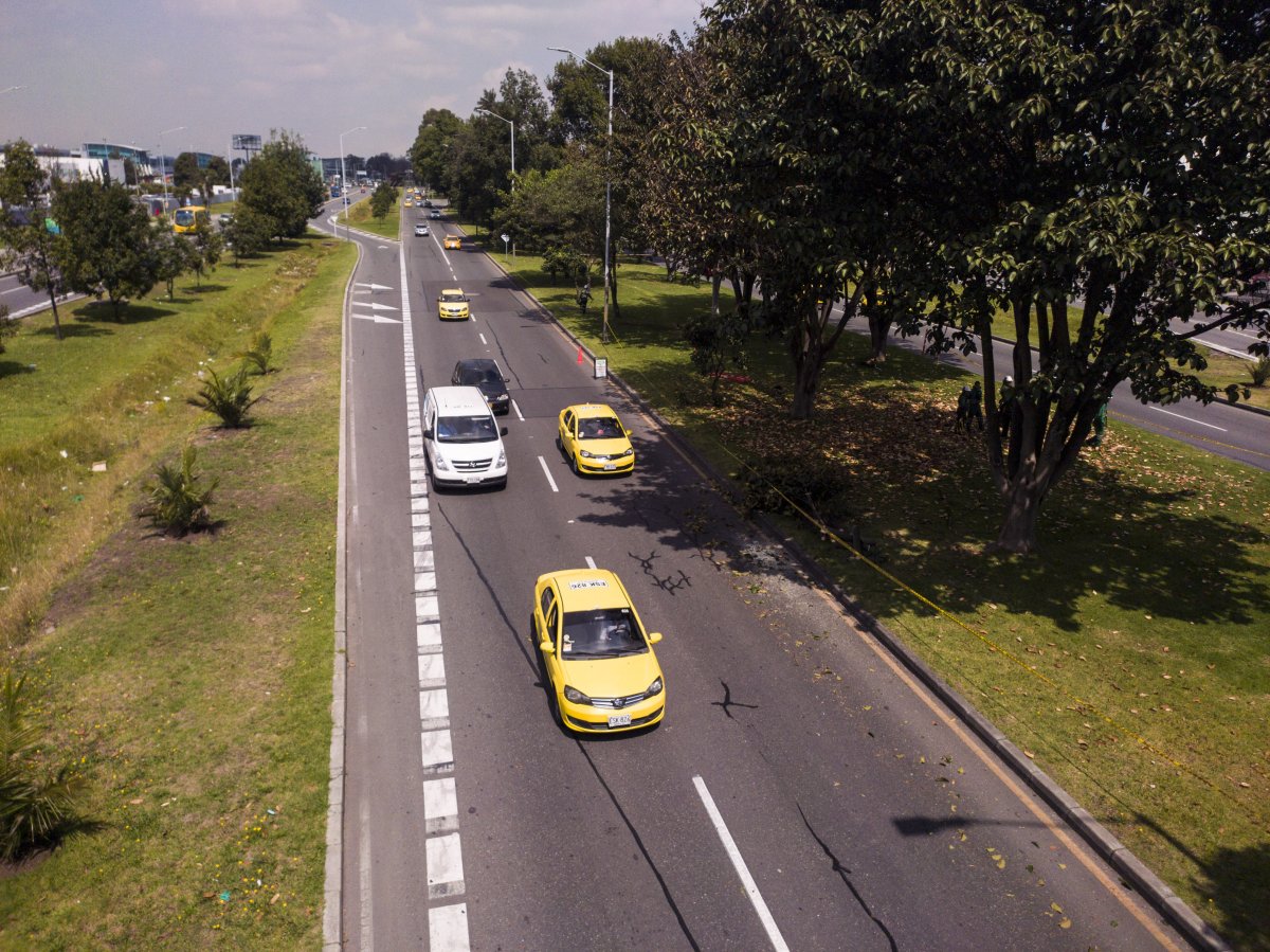 ¡Pilas al pico y placa para este lunes 13 de junio! Tras el cambio en el pico y placa, los horarios y restricciones para todos los automóviles particulares de Bogotá, Q’HUBO le cuenta cuándo puede sacar su vehículo y a qué hora hacerlo.