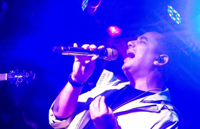 Felipe Peláez lanza su nuevo sencillo El cantante y compositor de vallenato Felipe Peláez presenta&nbsp;su más reciente trabajo: 'Que nunca sepa',&nbsp;un tema que le apuesta a un sonido pop, con un ritmo más urbano, y demostrando una faceta diferente en esta nueva producción musical.