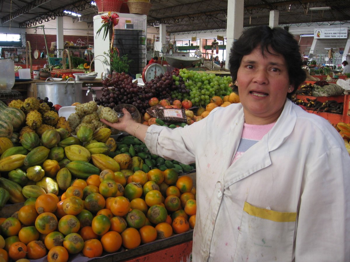 ¿Cómo la crisis en Ucrania podría afectar la economía de Colombia? 3 ¿Cómo la crisis en Ucrania podría afectar la economía de Colombia? Mientras la tensión entre Rusia y Ucrania (y de paso la OTAN y Estados Unidos) se mantenga en un punto alto, un conflicto que parece lejano, podría tener grandes repercusiones en la economía de Colombia.