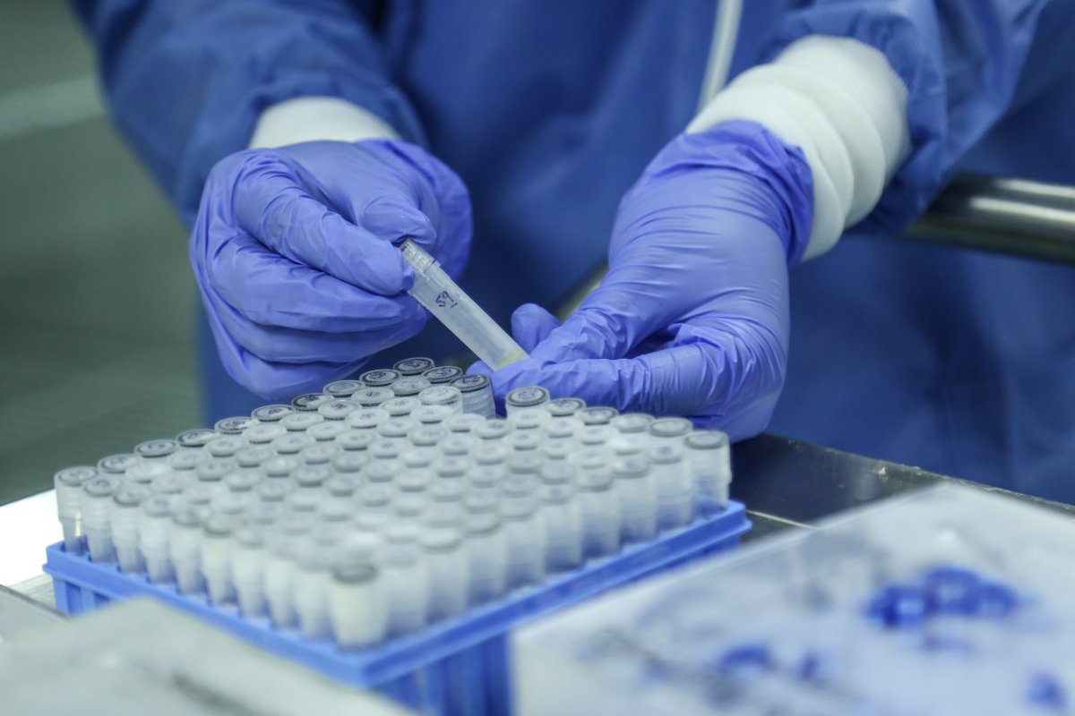 3.568 nuevos casos y 262 fallecidos por COVID-19 2 3.568 nuevos casos y 262 fallecidos por COVID-19 El Ministerio de Salud reportó este jueves 3 de febrero 13.568 nuevos casos, 262 personas fallecidas y 16.254 pacientes recuperados por coronavirus en el país, lo que indica que aumentan casos de fallecidos por COVID-19.