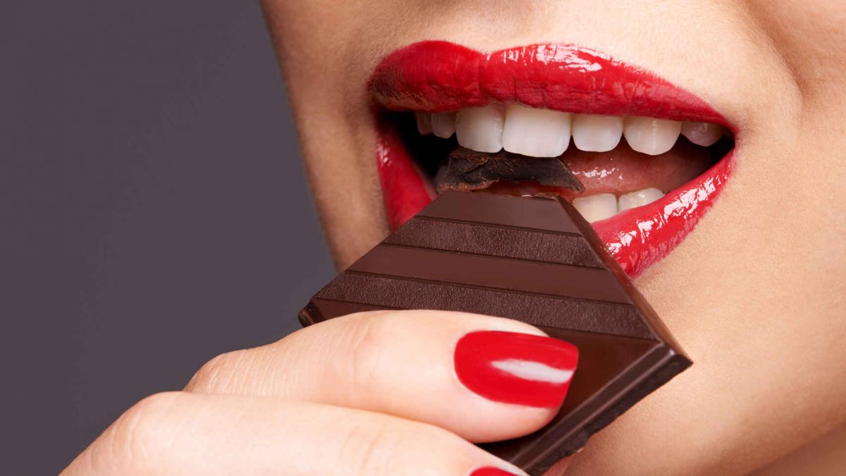 Conozca los alimentos que aumentan el deseo sexual 4 Conozca los alimentos que aumentan el deseo sexual Para pasar un excelente San Valentín este 14 de febrero, la alimentación es un factor clave, pues aumentar la libido es posible con alimentos considerados afrodisíacos, es decir, que poseen las propiedades necesarias para potenciar y mejorar el apetito sexual de la pareja.