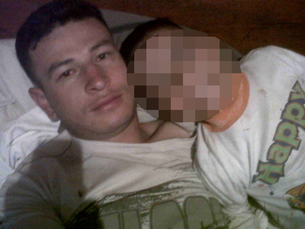 Lo condenaron a 28 años por feminicidio y se fugó 3 Lo condenaron a 28 años por feminicidio y se fugó Karol Dayan Bernal Cortés solo es el nombre de una víctima más que engrosa la lista de las mujeres asesinadas por su expareja sentimental en este país. Sin embargo, para su familia lo era todo; la alegría, la armonía, la diversión y una pieza clave en su hogar, por eso hoy les duele no solo su muerte, sino también que su verdugo esté campante, rondando las calles del barrio en donde ellos viven.
