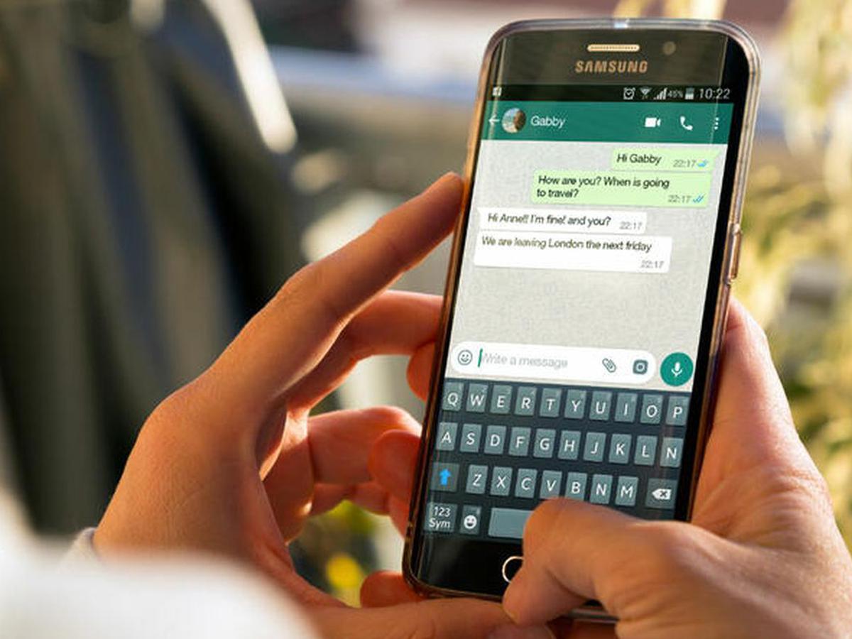 ¡Nueva función! Así podrá reaccionar a los mensajes de WhatsApp 10 ¡Nueva función! Así podrá reaccionar a los mensajes de WhatsApp Con una nueva función que acaba de añadir la aplicación de mensajería, WhatsApp, y que ya está disponible tanto en celulares como en computadores, todos los usuarios de esta red social podrán reaccionar con un emoji a un mensaje, audio, foto, etc.
