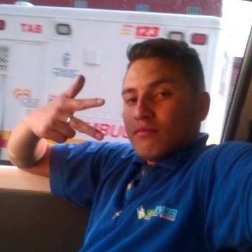 Trágico accidente de los hermanos Camacho en Ciudad Bolívar 2 Trágico accidente de los hermanos Camacho en Ciudad Bolívar La vida de los hermanos David Stiven y Yeiron Miguel Camacho Vanegas terminó sobre el pavimento, a pocos metros de la motocicleta en la que se movilizaban, y justo cuando apenas se empezaba a asomar el sol en la madrugada de ayer, todo por cuenta de un trágico accidente.
