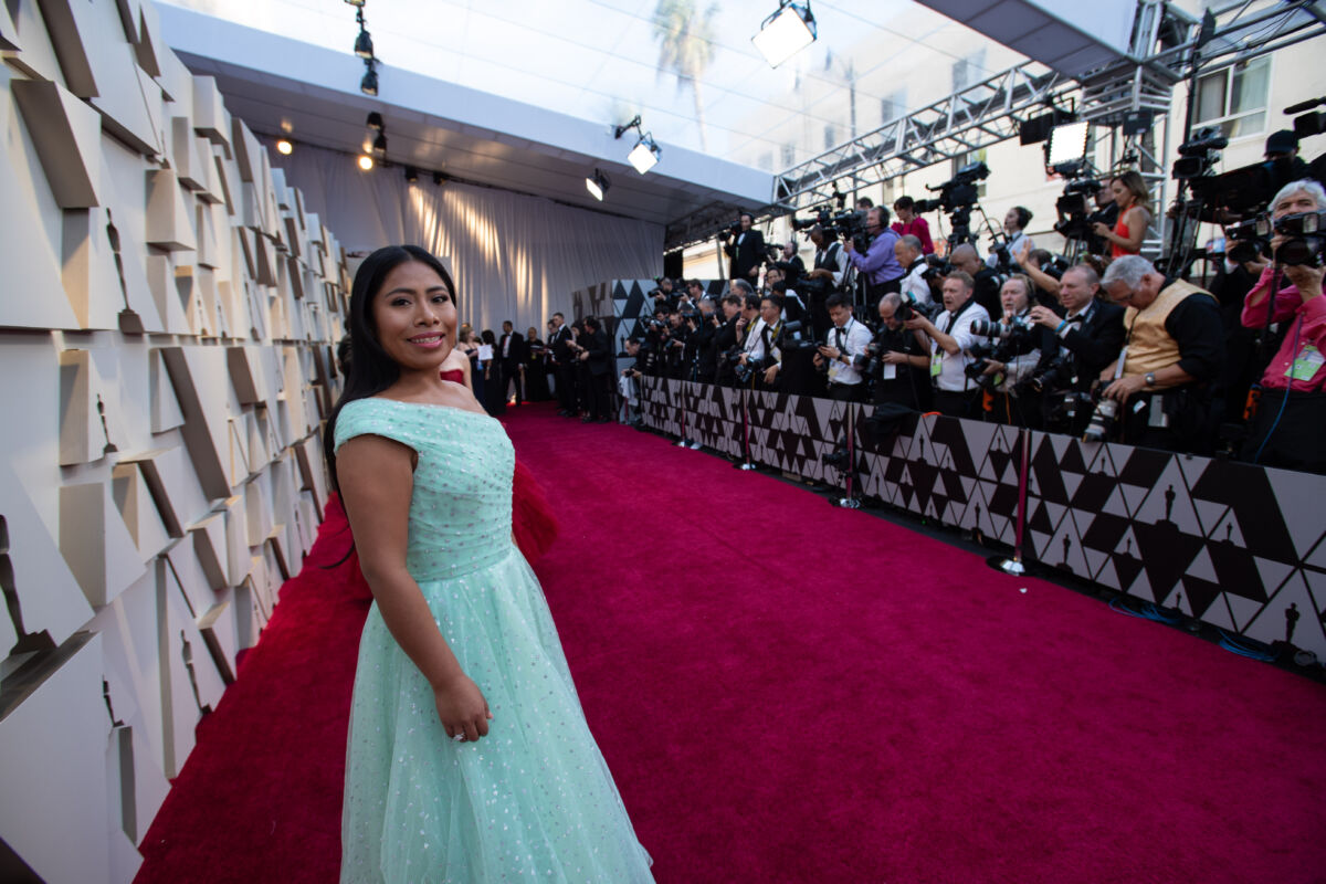 Así se podrán ver los Premios Óscar en Colombia En la noche de este domingo, 27 de marzo, se cumplirá una nueva edición de los Academy Awards, más conocidos como los Premios Óscar desde el corazón de Hollywood, siendo una edición especial por muchos motivos.