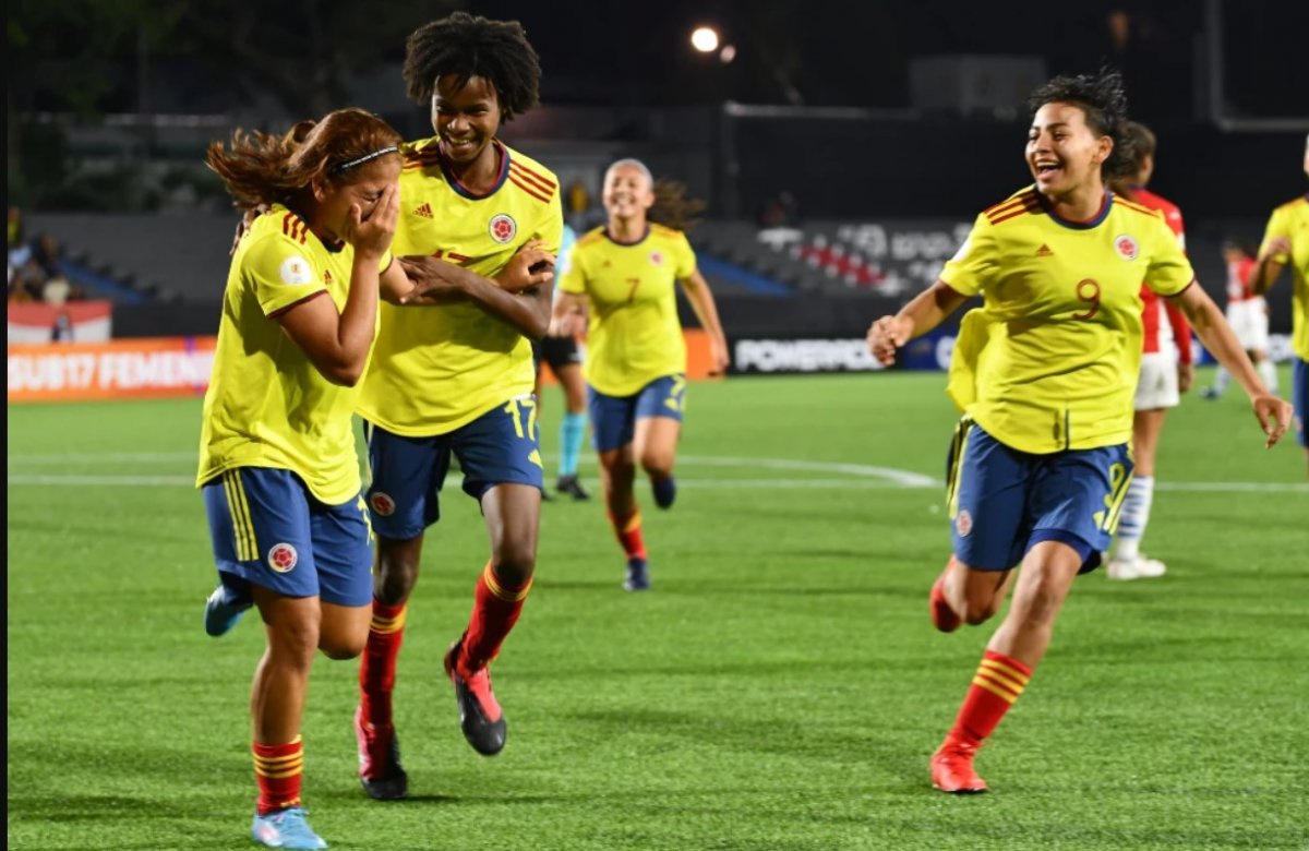 Selección femenina sub 17 ya piensa el juego contra Chile 1 Selección femenina sub 17 ya piensa el juego contra Chile La Selección Colombia Femenina de Fútbol volvió a prácticas este lunes, con la mente puesta en su próximo rival, Chile, a quien enfrentará el próximo miércoles en la segunda fecha de la fase final del Sudamericano de la categoría, que se disputa en Montevideo, Uruguay.