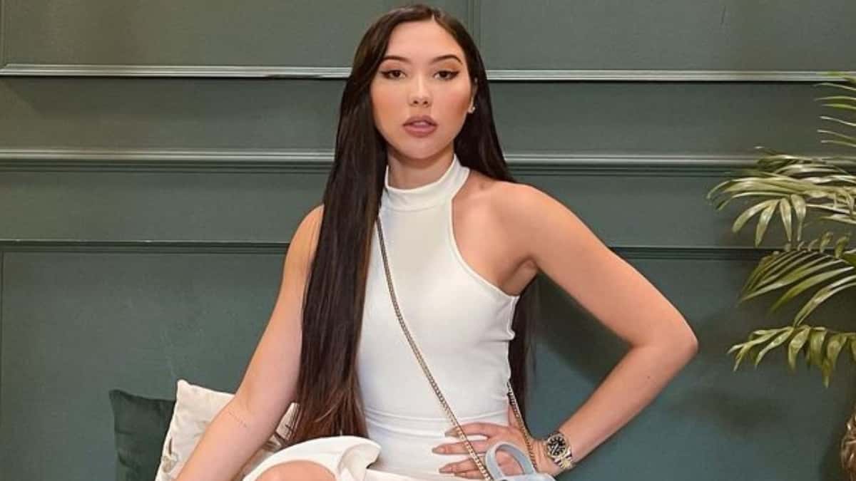 En video: la tremenda caída que sufrió Aida Merlano 1 En video: la tremenda caída que sufrió Aida Merlano Con un resbalón y un enorme morado que le quedó a la Influencer Aida Merlano, entre lágrimas, la modelo barranquillera compartió a través de redes sociales como fue que se cayó.