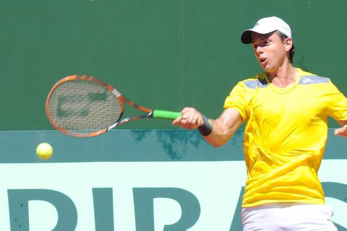Alejandro González anuncia su retiro del tenis profesional El tenista colombiano Alejandro González anunció este martes su retiro del tenis, en el marco del M25/W25 'Dove Men+Care Open Medellín', el cual será su penúltimo torneo como profesional, antes de dar sus últimos raquetazos en el Challenger de Pereira, la próxima semana.