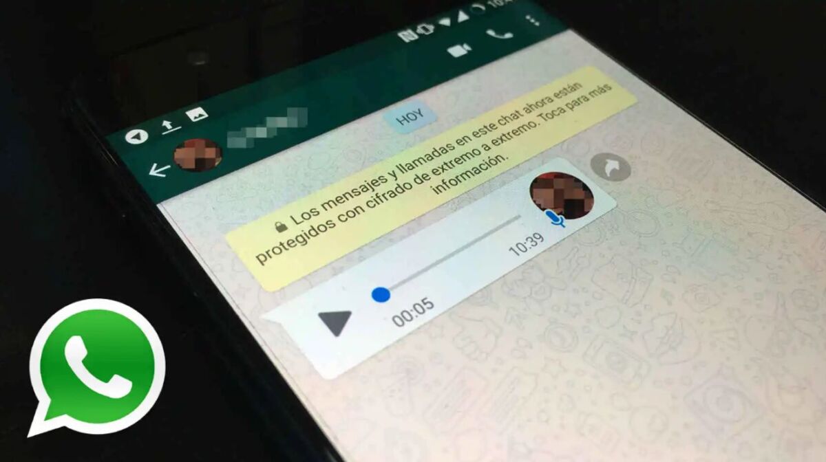Conozca las nuevas funciones en los audios de WhatsApp Mark Zuckerberg confirmó este miércoles que se realizará una serie de actualizaciones a la aplicación de mensajería WhatsApp, para que los usuarios puedan enviar y recibir mensajes de voz de una manera mucho más fácil y cómoda.