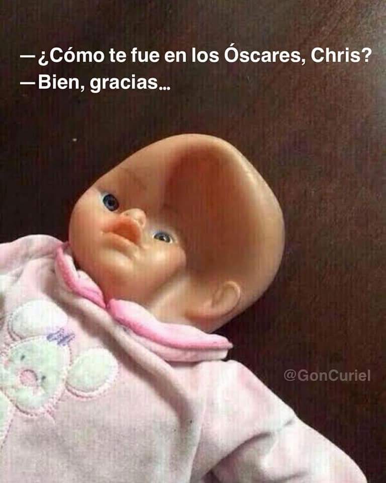 Los memes que dejó la cachetada de Will Smith a Chris Rock 2 Los memes que dejó la cachetada de Will Smith a Chris Rock Un momento épico y muy incómodo se vivió en la edición número 94 de los Premios Óscar, cuando Will Smith golpeó al comediante Chris Rock, luego de que hizo una broma sobre su esposa.
