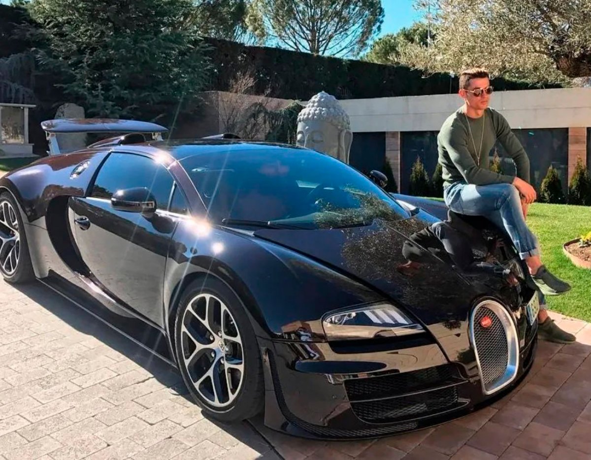 Las naves que manejan estas leyendas 1 Las naves que manejan estas leyendas Los mejores deportistas del mundo no solo son reconocidos por sus triunfos a nivel competitivo, sino también por sus fortunas.