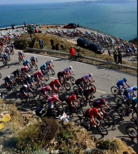 En video: Ciclista cae a un abismo en la Vuelta a Cataluña 1 En video: Ciclista cae a un abismo en la Vuelta a Cataluña Mientras se disputaba la segunda etapa de la Vuelta a Cataluña se presentó un aparatoso accidente a 47 kilómetros de la meta.