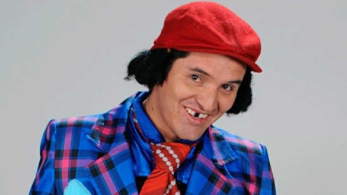 Hassan se separó de su esposa y se quedó con sus hijas indicó Hassan.