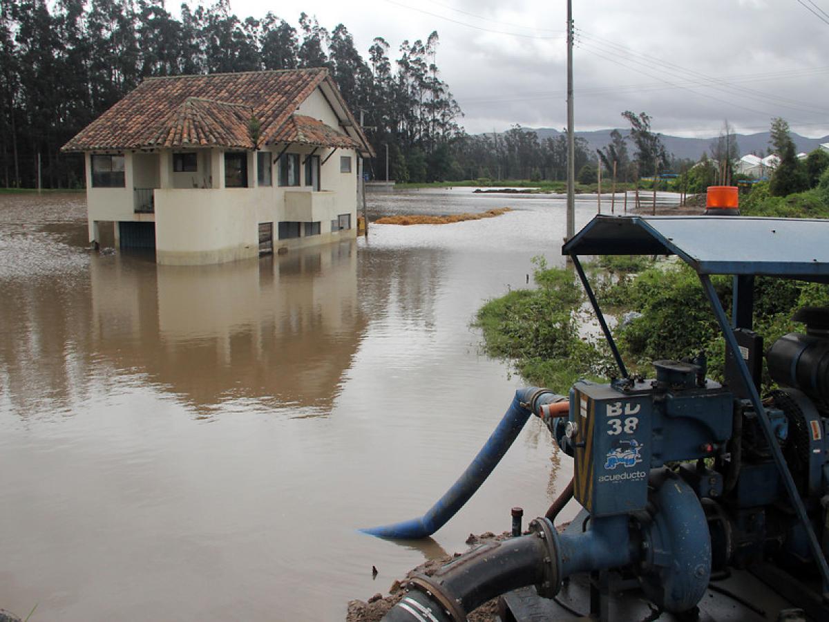 Declaran urgencia en Cundinamarca por ola invernal Este martes el gobernador del departamento de Cundinamarca, Nicolás García, declaró la ‘Urgencia Manifiesta’ en la región para apropiar y gestionar los recursos necesarios que permitan atender de manera inmediata las afectaciones por causa de las lluvias.