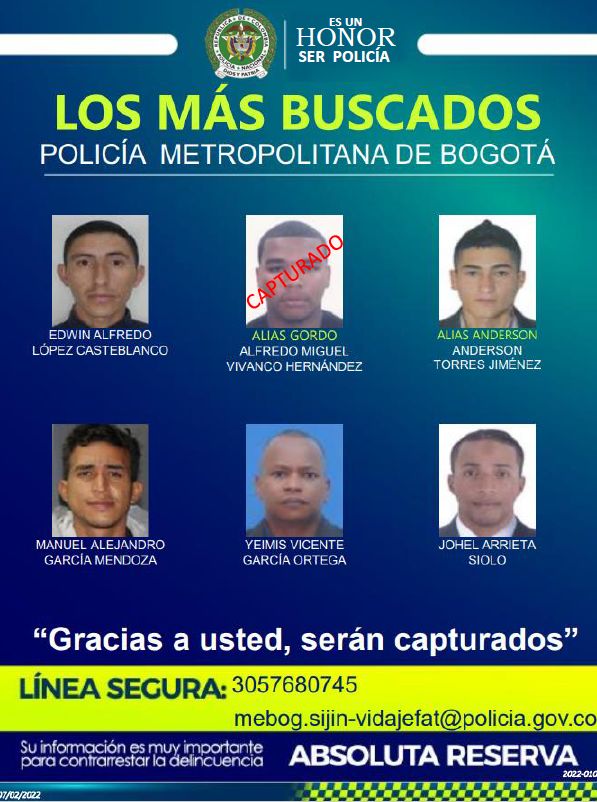 Este es el cartel de los homicidas más buscados de Bogotá 1 Este es el cartel de los homicidas más buscados de Bogotá Hace pocos minutos, en medio de un Consejo de Seguridad liderado por la alcaldesa Claudia López, en conjunto con autoridades del Distrito y de la Policía Metropolitana de Bogotá, se hicieron públicos los carteles de los homicidas y los ladrones más buscados de la ciudad.