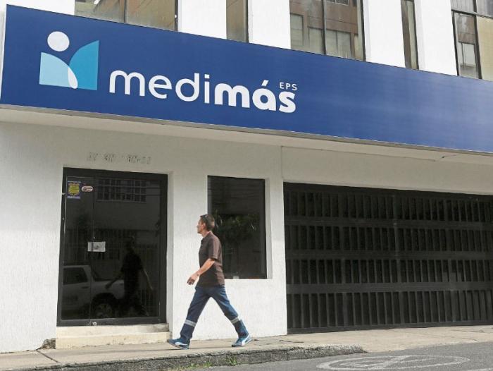 Más de 8 mil trabajadores estarían esperando pagos tras la liquidación de Medimás Más de 8.000 trabajadores del sector salud estarían pendientes de recibir pagos de indemnización luego de la liquidación de la EPS Medimás, según señaló el Sindicato Nacional de Trabajadores de Capital Salud (Sintracapital).