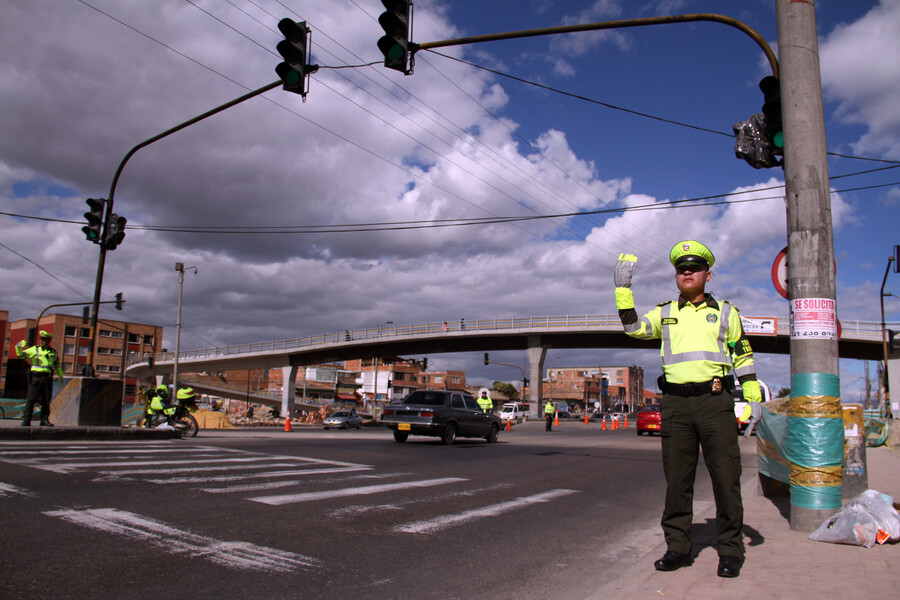 Balance de movilidad: 24 muertos y 64 heridos por accidentes viales De acuerdo al último boletín con corte al medio día de hoy 24 de diciembre, por las principales rutas del país, se han movilizado 1’326.639 vehículos, de los cuales desde la capital han salido 126.270 y han ingresado 83.873 vehículos.