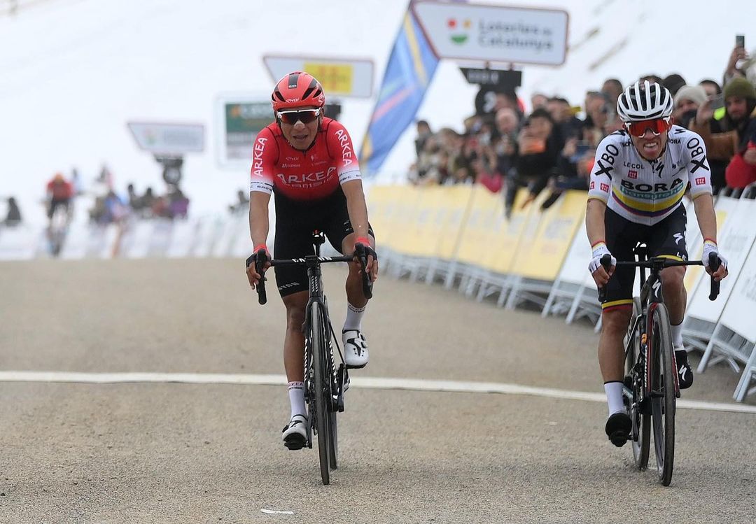 Nairo, el nuevo líder de la Vuelta a Cataluña 1 Nairo, el nuevo líder de la Vuelta a Cataluña Nairo Quintana tiene a todo el país alegre tras la cuarta etapa que se disputó este jueves en la Vuelta a Cataluña. El ciclista colombiano, que hace parte del equipo francés Arkea Samsic, ahora lidera esta prestigiosa competencia internacional.