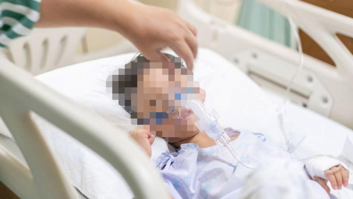 MinSalud mantiene la alerta por UCI pediátrica debido al pico respiratorio 2 MinSalud mantiene la alerta por UCI pediátrica debido al pico respiratorio Debido al pico respiratorio que normalmente se presenta por esta época del año de más lluvias, los hospitales del país siguen presentando una alta ocupación de camas de Unidad de Cuidados Intensivos (UCI) pediátricas con una disponibilidad nacional de solo el 24 %.