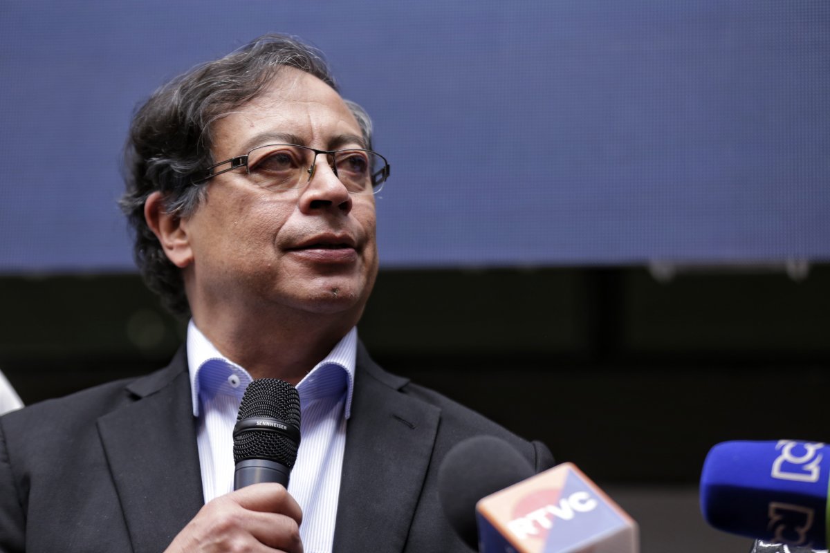 La terquedad impulsó a Petro a buscar la presidencia Gustavo Petro es sin duda una de las figuras políticas que despierta amores y odios. Y lo hace no solo en los grandes recintos del poder en el país, sino en las mesas y hogares colombianos.