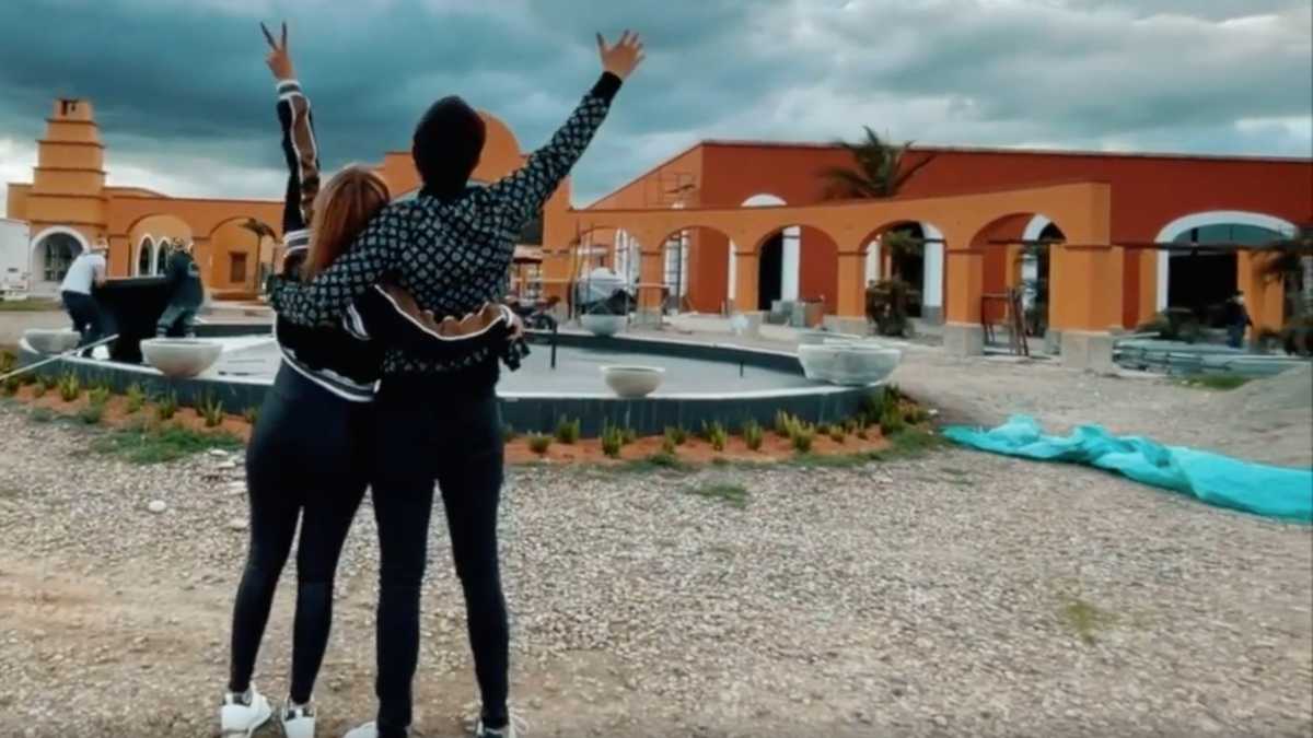 Le ponen trabas a la plaza de toros de Luisa Fernanda W y Pipe Bueno 1 Le ponen trabas a la plaza de toros de Luisa Fernanda W y Pipe Bueno Luisa Fernanda W y Pipe Bueno están dando de qué hablar luego de que se conociera que, al parecer, la pareja tenía planeado la construcción de una plaza de toros en su restaurante Rancho MX, ubicado en Cajicá.