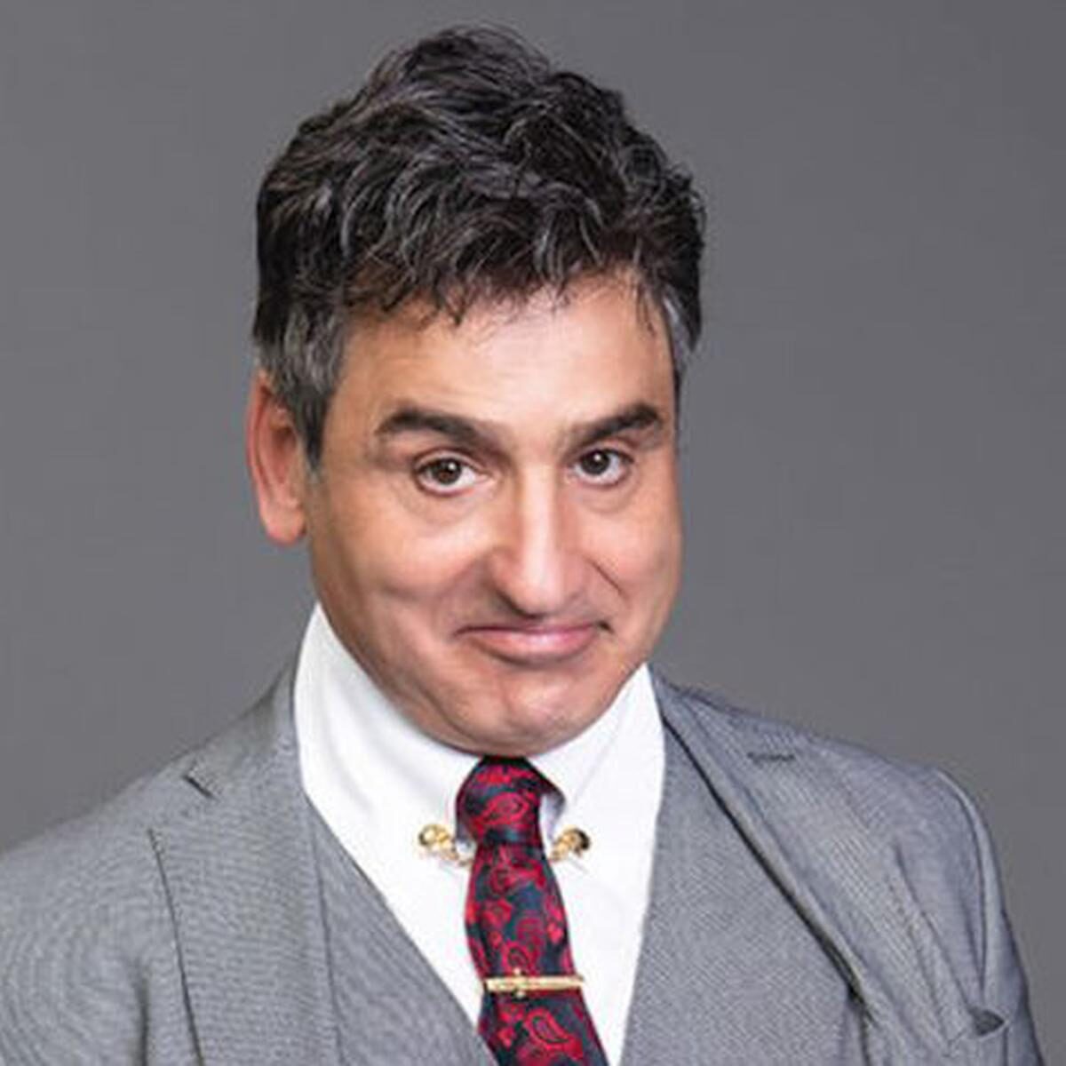 Lo de Róbinson ahora es puro teatro Para mucha gente Róbinson Díaz es uno de los mejores actores que hay en Colombia. Y es que el artista paisa tiene con qué llevarse esos halagos. Acuérdese de sus actuaciones en ‘La saga’, ‘Pecados capitales’, ‘La casa de las dos palmas’, ‘La mujer del presidente’... Y aquí nos podríamos quedar echándole flores.&nbsp;