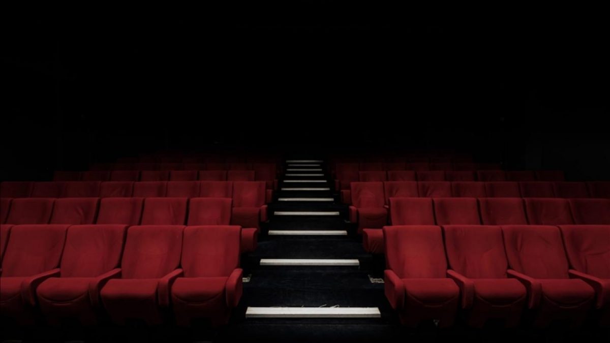 Le apuestan al futuro audiovisual colombiano A través de Semilleros Macondo, estrategia de formación y cualificación laboral de la Academia Colombiana de Cine, 400 jóvenes estudiantes de carreras técnicas y tecnológicas de toda Colombia participarán de mentorías académicas, y tendrán la oportunidad de vincularse laboralmente, con el apoyo del Fondo Amazon, en empresas o proyectos del sector audiovisual.