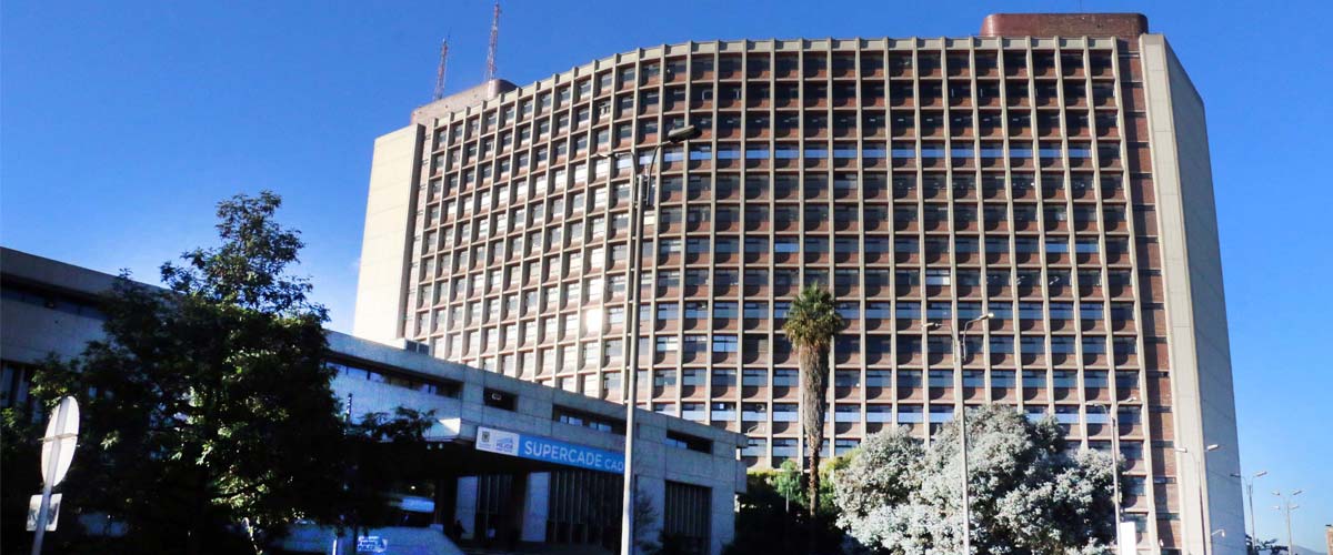 Secretaría de Hacienda advierte sobre falso mensaje que asegura un descuento en impuestos 1 Secretaría de Hacienda advierte sobre falso mensaje que asegura un descuento en impuestos Como medio de respuesta, la Secretaría de Hacienda se pronunció al respecto y ratificó que estos descuentos actualmente no están vigentes y que cualquier beneficio que se ofrezca a la ciudadanía, será anunciado por las páginas oficiales de la entidad o redes sociales verificadas de la organización.