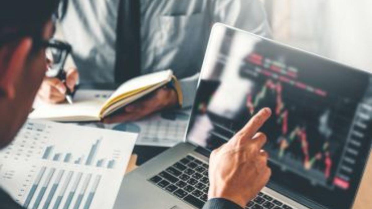 Hay mil becas en finanzas personales Ahorrar se ha vuelto una tarea difícil debido al encarecimiento de la vida; conscientes de eso, la plataforma tecnológica Tributi, que brinda asesorías y acompañamiento a empresas y emprendimientos en temas financieros, anunció que tiene mil becas para que los colombianos mejoremos nuestras habilidades en finanzas personales.