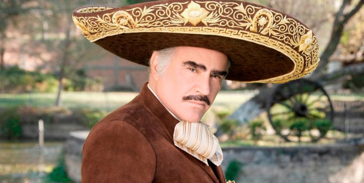 En imágenes: Le hicieron escultura a Vicente Fernández La nueva escultura de Vicente Fernández es un retrato exacto del cantante mexicano.