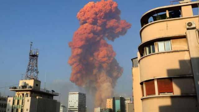 Explosión de bomba en Nigeria dejó tres muertos y 19 heridos Al menos tres personas murieron y 19 resultaron gravemente heridas este martes tras la explosión de una bomba en un bar del noreste de Nigeria, informó la policía.