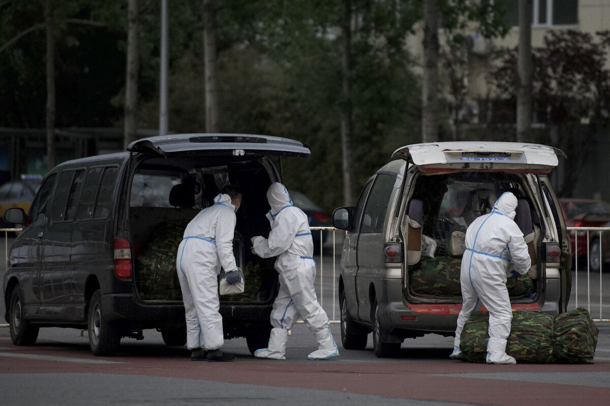 China detecta el primer caso de gripe aviar H3N8 en humanos 2 China detecta el primer caso de gripe aviar H3N8 en humanos China confirmó el primer caso humano conocido de gripe aviaria H3N8 en humanos, aunque las autoridades sanitarias aseguran que el riesgo de transmisión entre personas es bastante bajo, el país asiático mantiene todos los protocolos para la prevención del mismo.