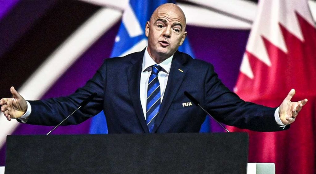 ¡De 90 a 100 minutos! Propuesta de la FIFA para Mundial de Catar 4 ¡De 90 a 100 minutos! Propuesta de la FIFA para Mundial de Catar Gianni Infantino, presidente de la FIFA, anunció que se está estudiando la posibilidad de jugar 100 y no 90 minutos en el Mundial de Catar.