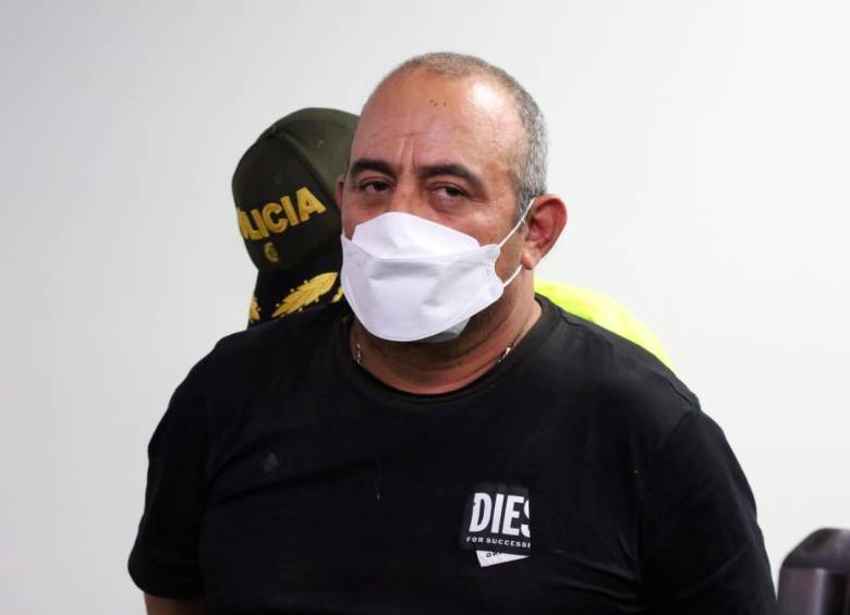 El Clan del Golfo tenía un plan para ayudar a fugar a 'Otoniel' En una entrevista que dio el Ministro de Defensa, Diego Molano, a Noticias Caracol, reveló detalles sobre la extradición de alias 'Otoniel' a Estados Unidos.