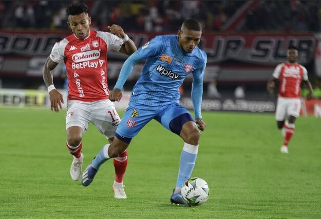 Santa Fe le ganó al Unión Magdalena y volvió al grupo de los 8 1 Santa Fe le ganó al Unión Magdalena y volvió al grupo de los 8 Santa Fe regresó al triunfo en la Liga. Este domingo superó 1-0 al Unión Magdalena, que fue un rival complicado, y volvió a meterse entre los ocho primeros de la tabla.