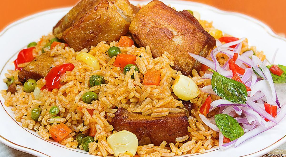 Arroz a la jardinera, un ‘jardín de sabores’ ¿Ha probado el arroz a la jardinera? Es muy fácil de preparar y apto para dietas veganas. ¡Solo lleva verduras, pero queda delicioso! Si disfruta de las recetas de arroces, este es perfecto para comer solo o con guarnición de carnes o pescados.