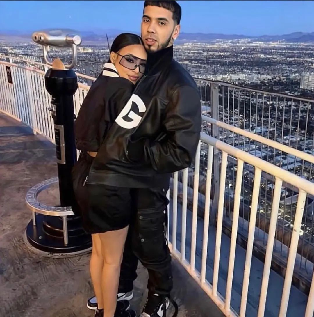 El acuerdo prenupcial que tendría de pelea a Anuel y a Yailin 1 El acuerdo prenupcial que tendría de pelea a Anuel y a Yailin La relación de Yailin y Anuel se encuentra en el foco de las cámaras luego que se empezara a rumorar que están enfrentado una crisis, puesto que desde hace varias semanas han dejado de publicar contenido juntos como es habitual en ellos.