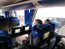 Pasajero viajó con un hombre muerto a su lado pensando que estaba dormido 1 Pasajero viajó con un hombre muerto a su lado pensando que estaba dormido Un hombre de 50 años, que viajaba en un bus de servicio público en Buenos Aires (Argentina), falleció y ni el conductor ni los demás pasajeros se percataron de su deceso.